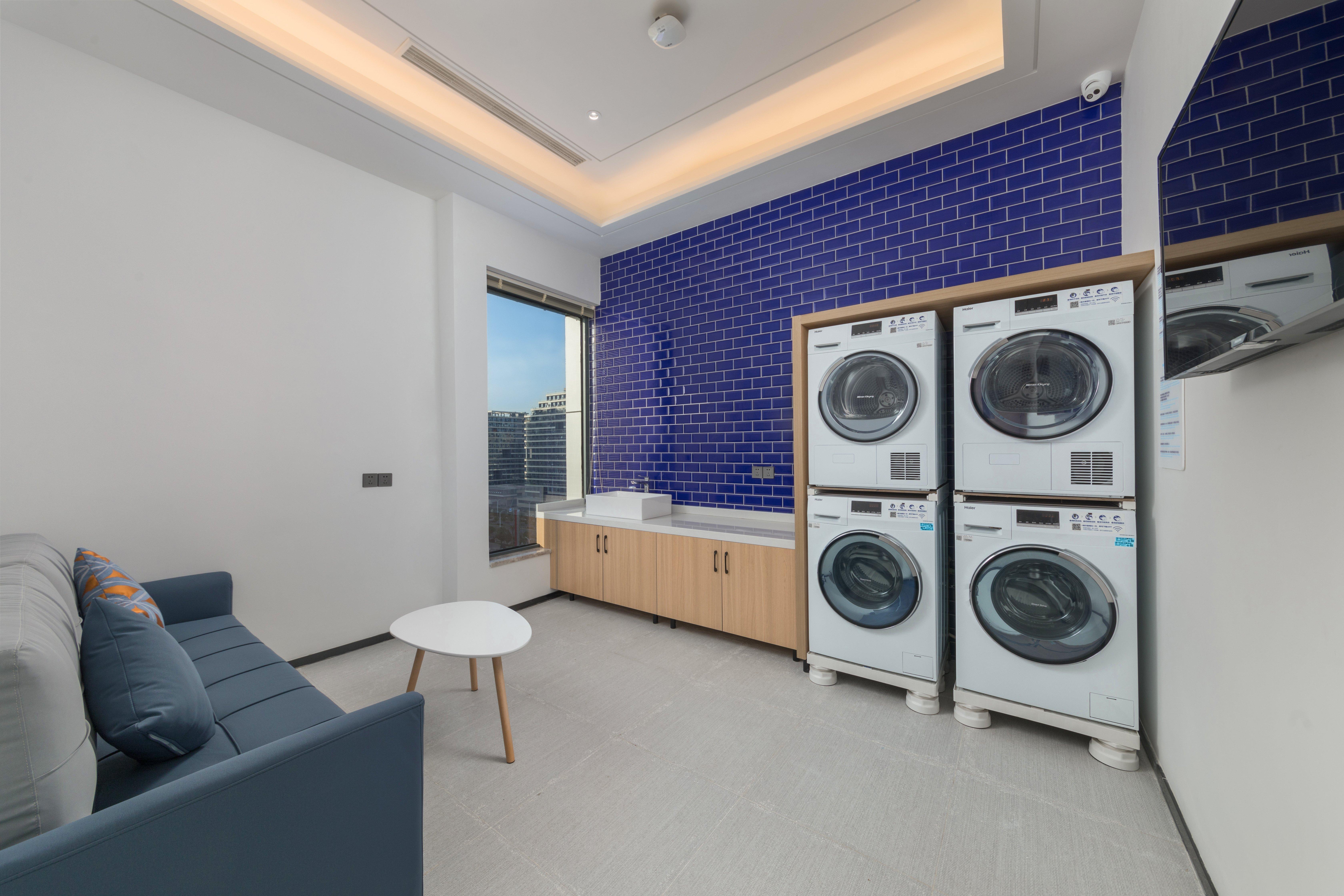 Holiday Inn Express Nanchang West Station By Ihg Экстерьер фото