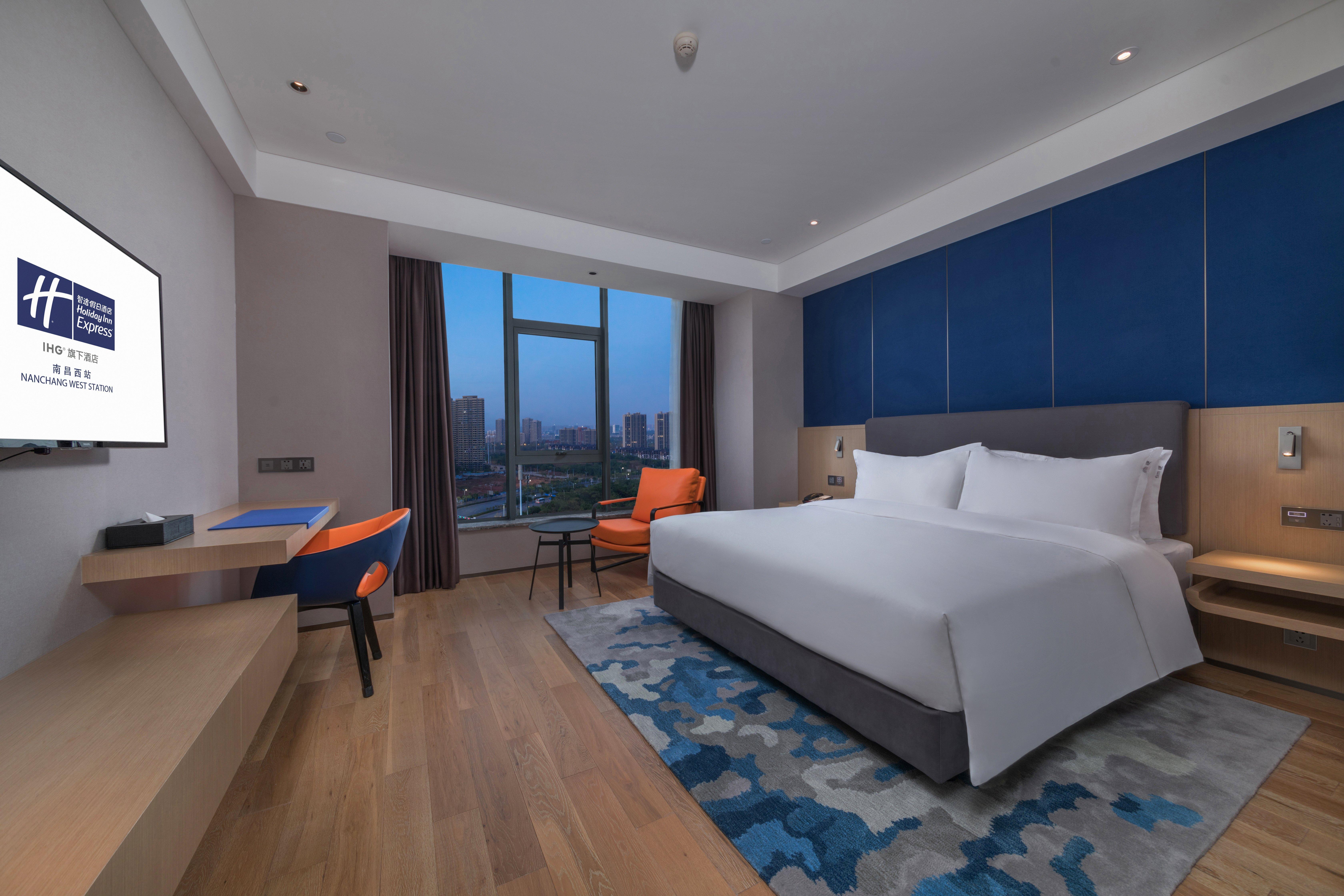 Holiday Inn Express Nanchang West Station By Ihg Экстерьер фото
